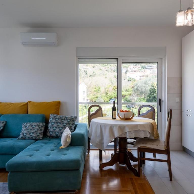 Cozy Adriatic Nest- 7 Minute Walk to the Sea - Apartman sa 1 Spavaćom Sobom - 25