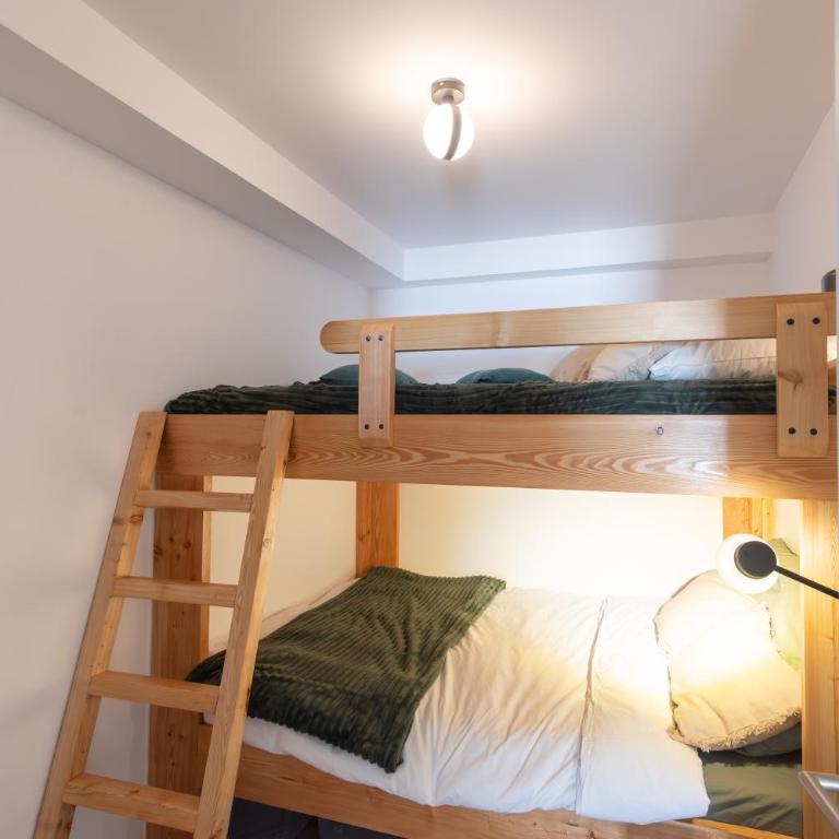 Bel appart neuf et cosy, jardinet, magnifique vue - Appartement 3 Chambres - 23