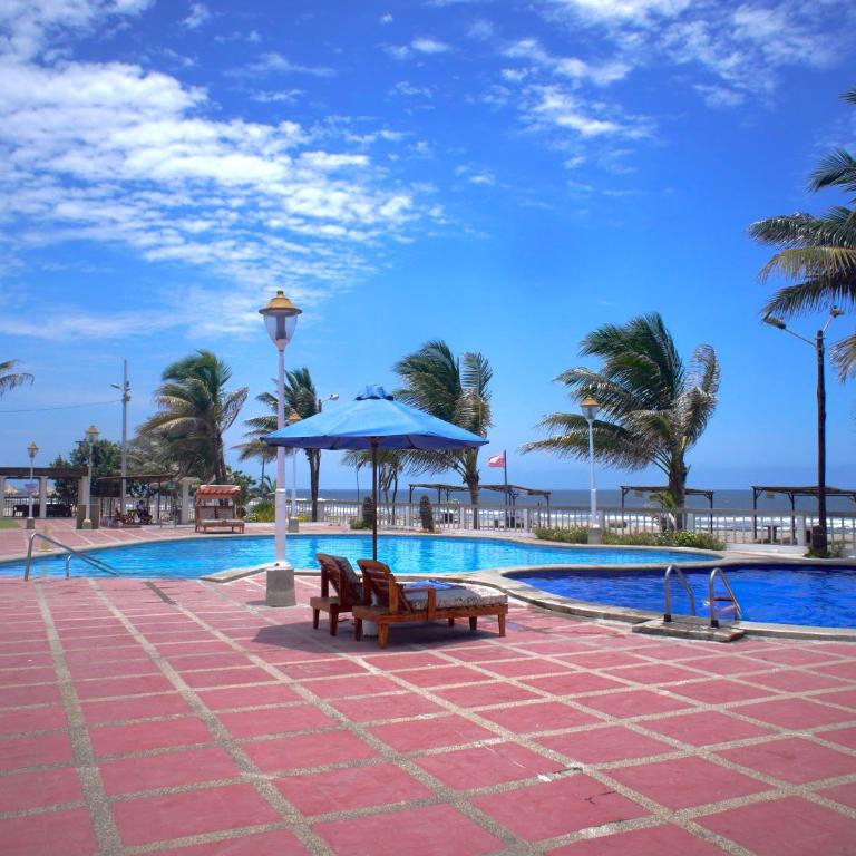 Hermosa Casa en Playas con salida privada al mar - Three-Bedroom House - 1