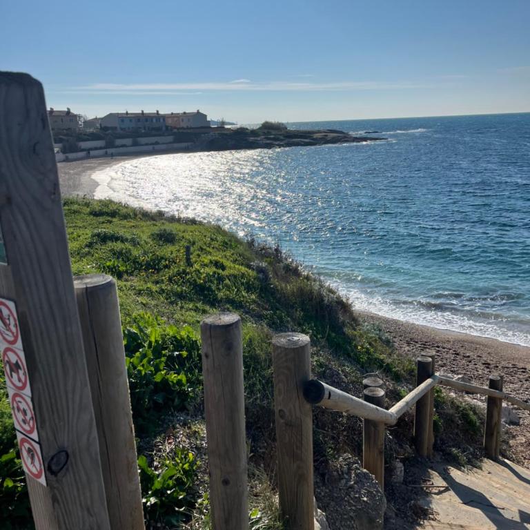 TOUT A PIED Dernier étage Vue imprenable EST-SUD OUEST mer -plage 100m-box - One-Bedroom Apartment - 29