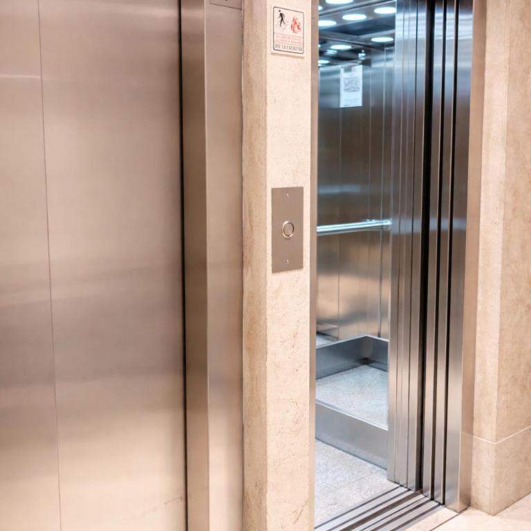 Garage incluido! Subte B y Tren - Súperhost - Apartamento de 1 dormitorio - 14
