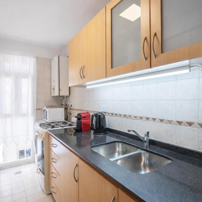 Garage incluido! Subte B y Tren - Súperhost - Apartamento de 1 dormitorio - 26