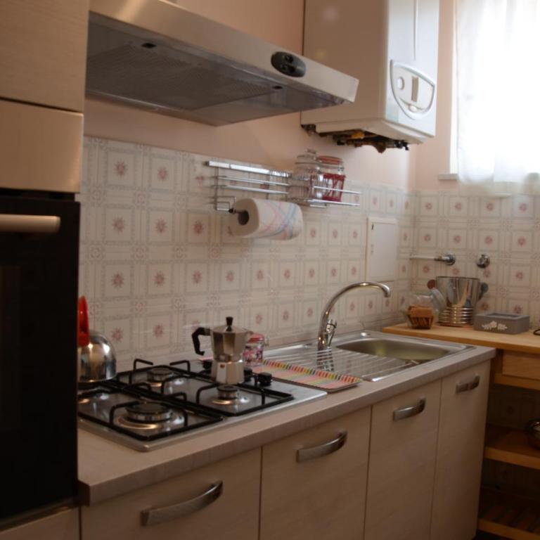 Theia Apartment - Appartamento con Balcone - 15