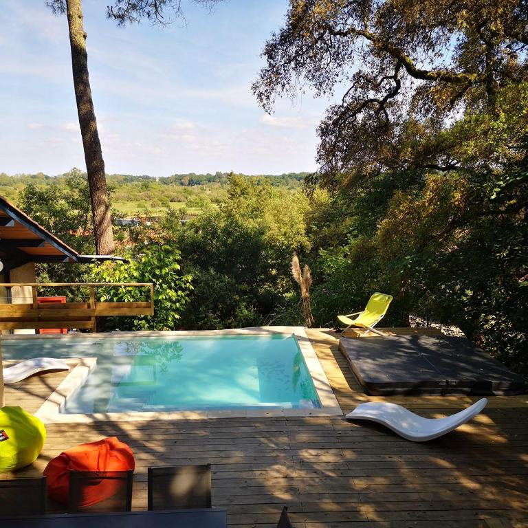 Belle maison spacieuse avec piscine et spa proche des plages - Villa - 19