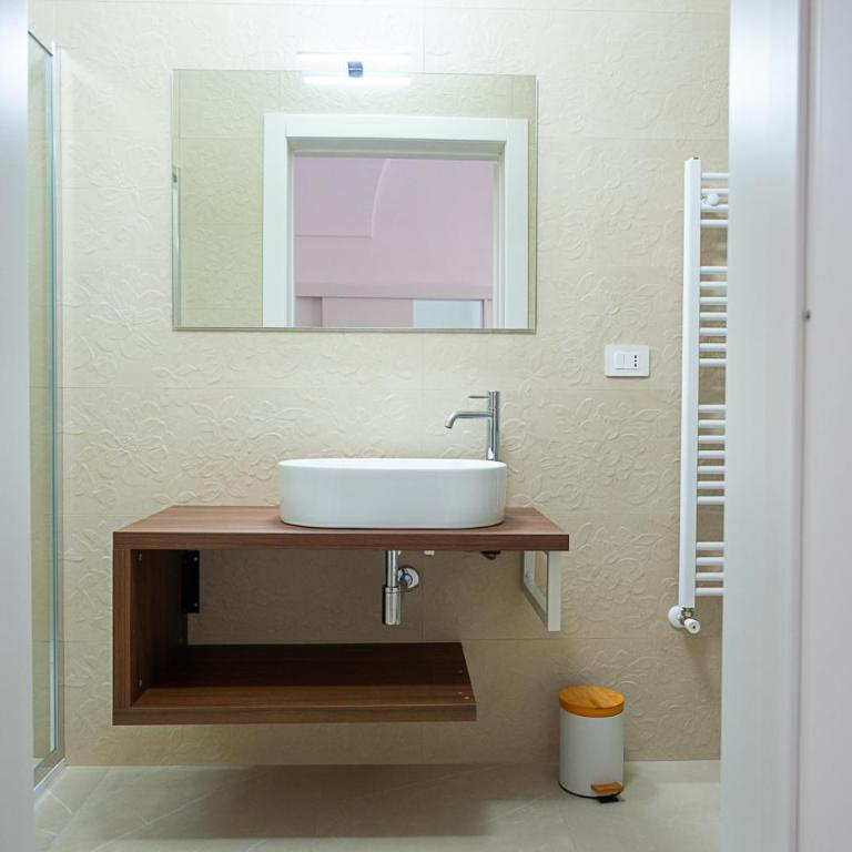 Casa del Giglio a 300m dal centro storico - Casa con 3 Camere da Letto - 35