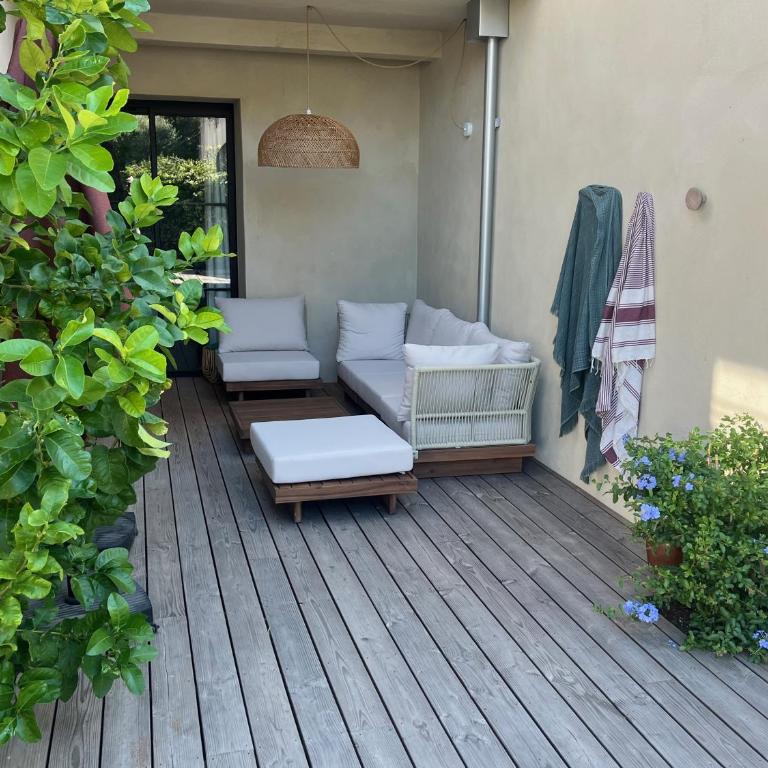 Grande maison familiale au coeur du village, avec piscine et proche mer - Casa Vacanze - 6