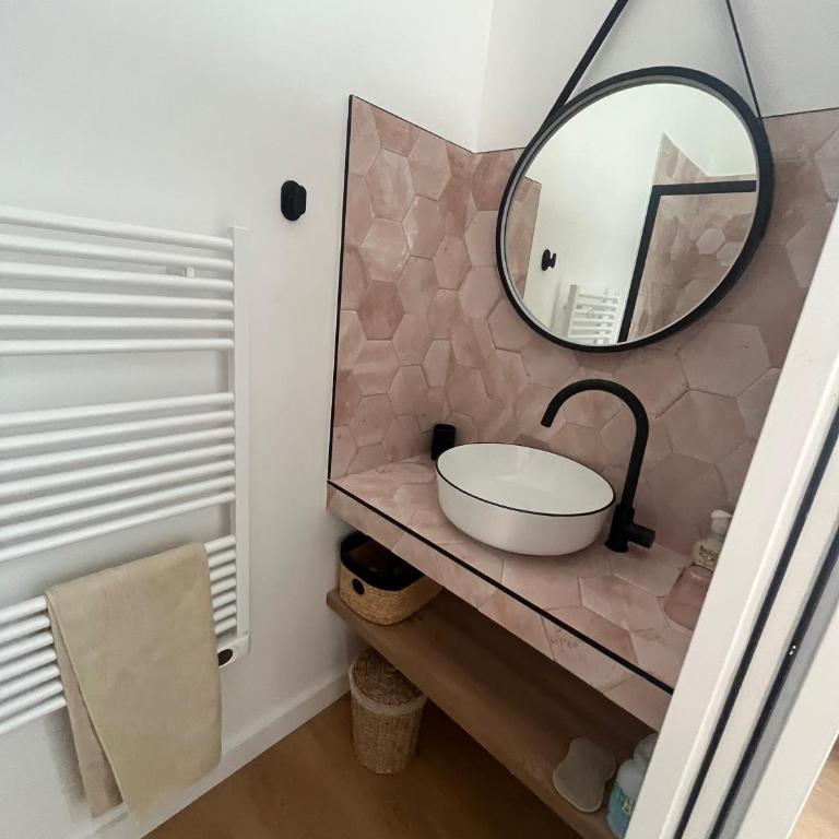 Grande maison familiale au coeur du village, avec piscine et proche mer - Casa Vacanze - 10