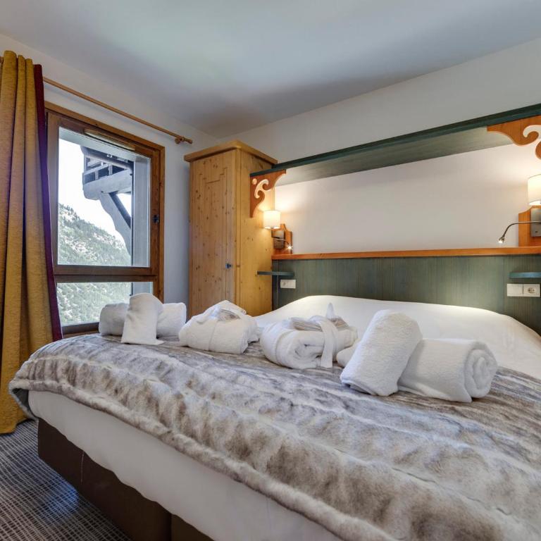 Appartement cosy skis aux pieds avec piscine et jacuzzi, Arc 1950 - FR-1-686-42 - Appartement - 7