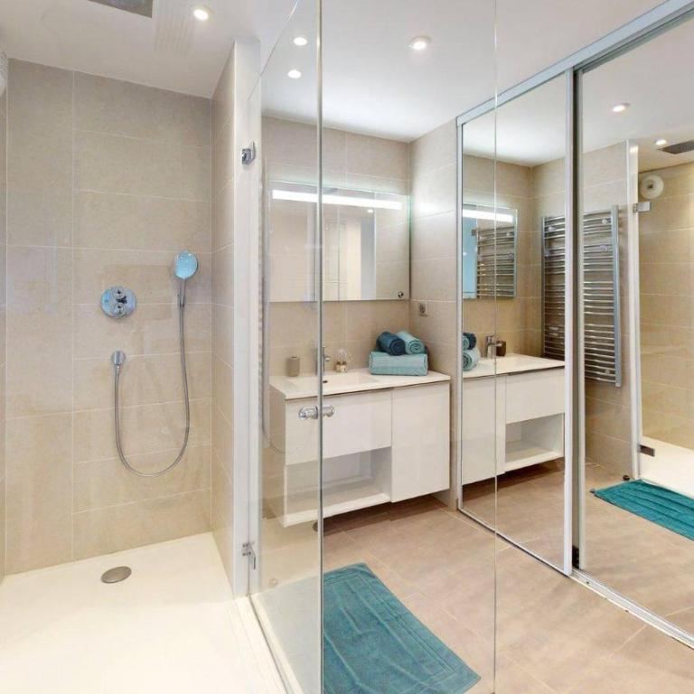 NAUTILIA 101 By AGN - Luxe avec Jacuzzi - 2 personnes "réservé aux couples" - Appartamento Deluxe con 1 Camera da Letto - 5