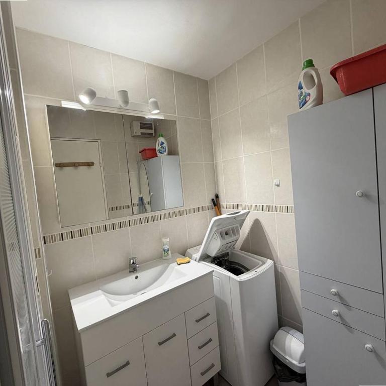 Appartement T2 avec Piscine et Parking Privé, à 300m de la Plage - Argelès-sur-Mer - FR-1-388-11 - Appartement (4 Adultes) - 6
