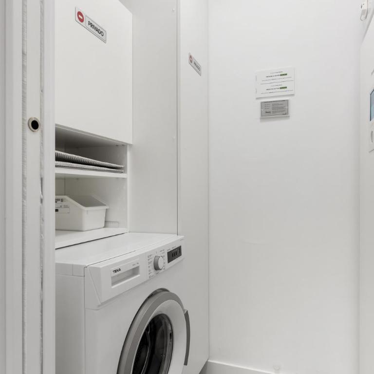Malaga Eye - Pool Gym & Parking FREE - Apartamento - 16