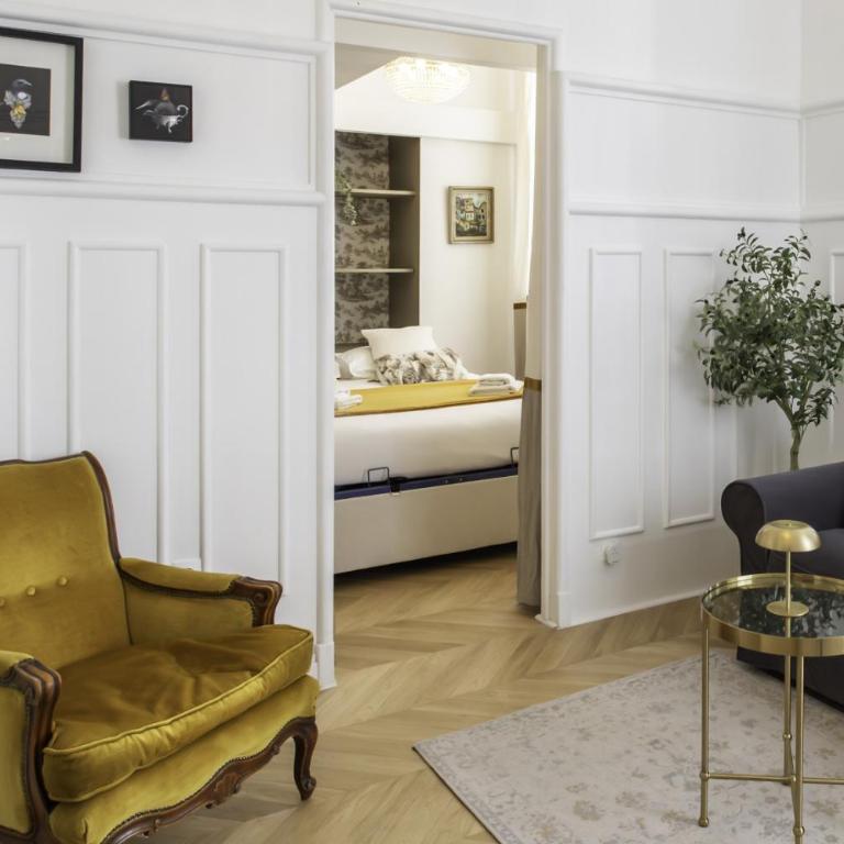 #59 Staywizus - Duplex Massena 1 BDR AC - 5 mins walk to Sea - Appartement avec Vue et Balcon - 33