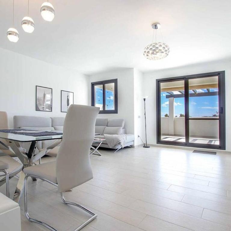 Gran Apartamento en Estepona - Apartamento de 3 dormitorios - 1