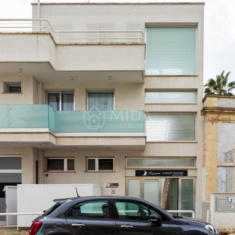 Riviera Luxury Rooms - Double Room with Balcony - 9