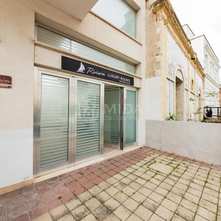 Riviera Luxury Rooms - Double Room with Balcony - 8