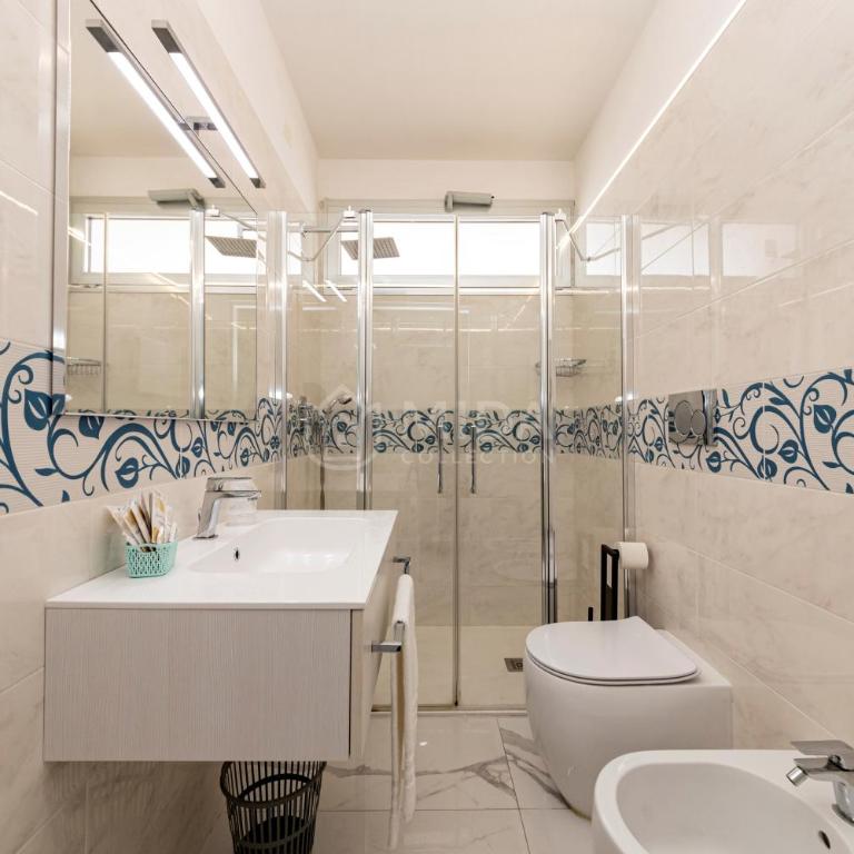 Riviera Luxury Rooms - Superior Triple Room with Sea View - 7
