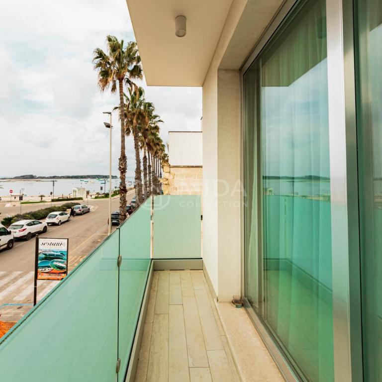 Riviera Luxury Rooms - Superior Triple Room with Sea View - 3