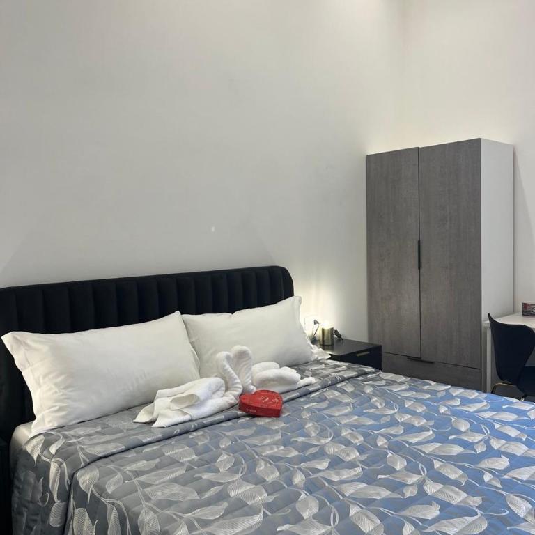 Holiday Time Naples - Camera Matrimoniale con Bagno Privato - 9