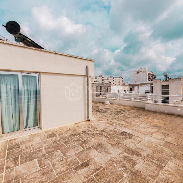 Riviera Luxury Rooms - Standard Double Room - 11
