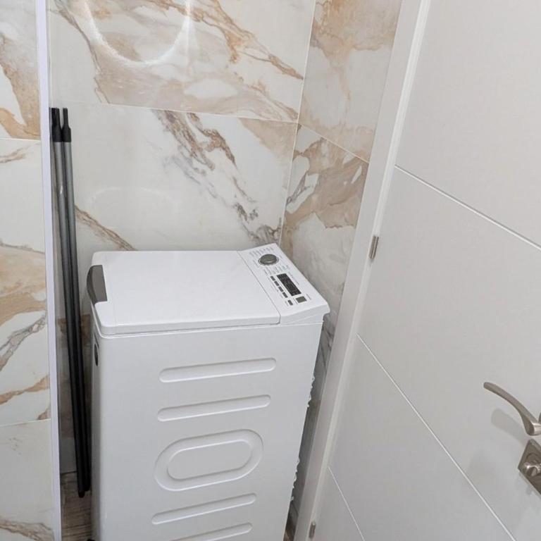 Lofts IFEMA CH - Deluxe Double Room with Shower - 23