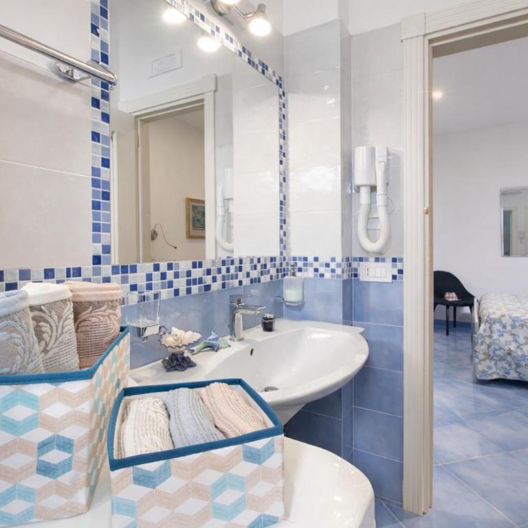 Cafiero Azure Flat - Apartment with Sea View - 23