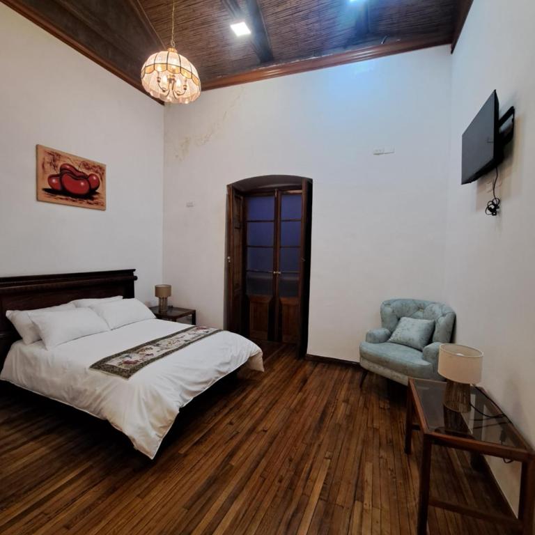 Rossa Mia Hotel Boutique - Habitación Doble Deluxe con balcón - 11