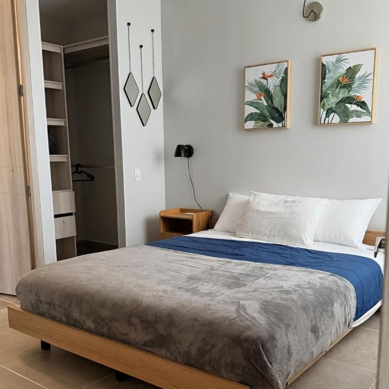 Modern 2BR Near Beach - Hot Water and Wi-Fi - Deluxe Apartment - 6