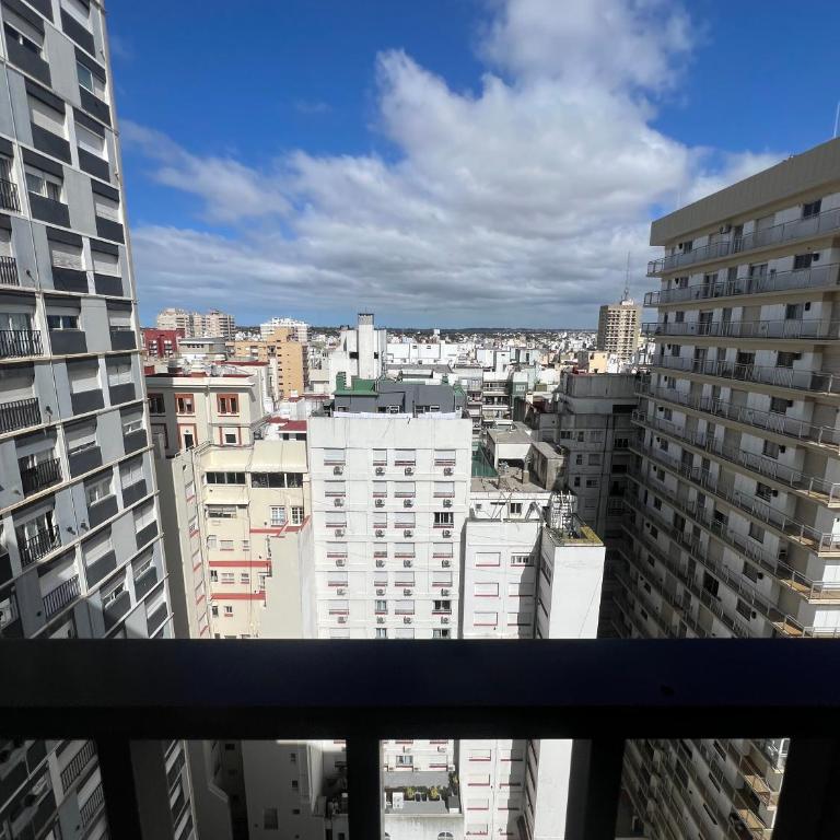 Check and Home - Palacio II - 2 Huéspedes Reciclado con Vista a la Ciudad - Superior Apartment with City View - 3