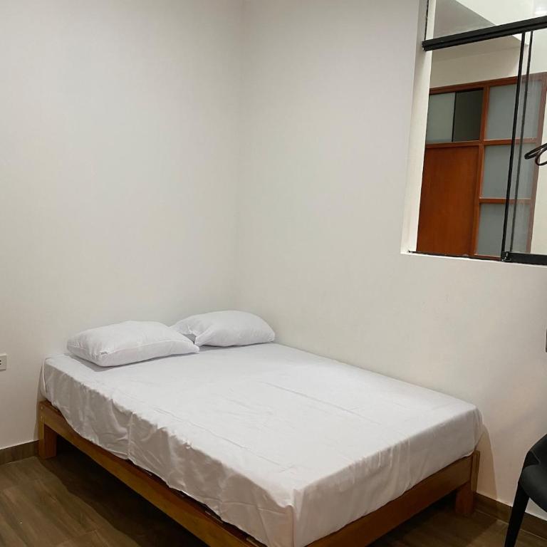 Amplio departamento en Urbanización Alameda, Piura - Apartamento de 3 dormitorios - 7