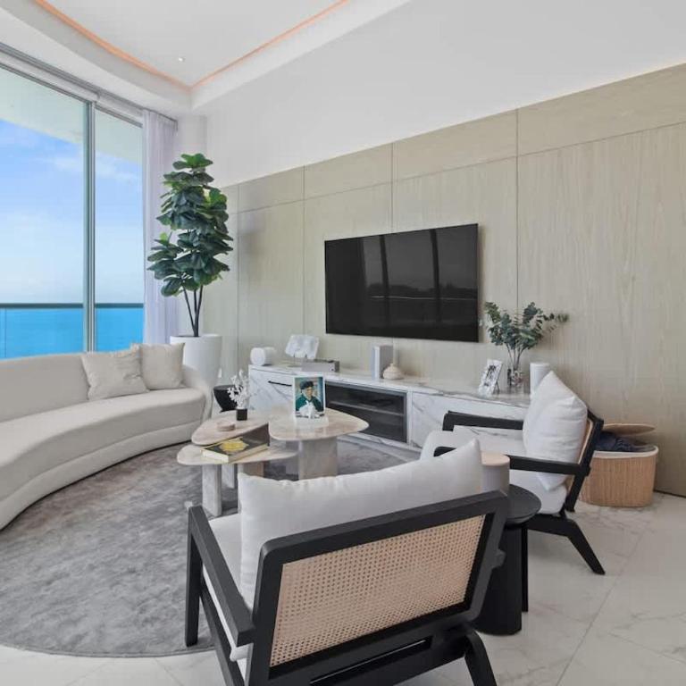 Luxury Beachfront 3BR Condo - Apartamento - 2