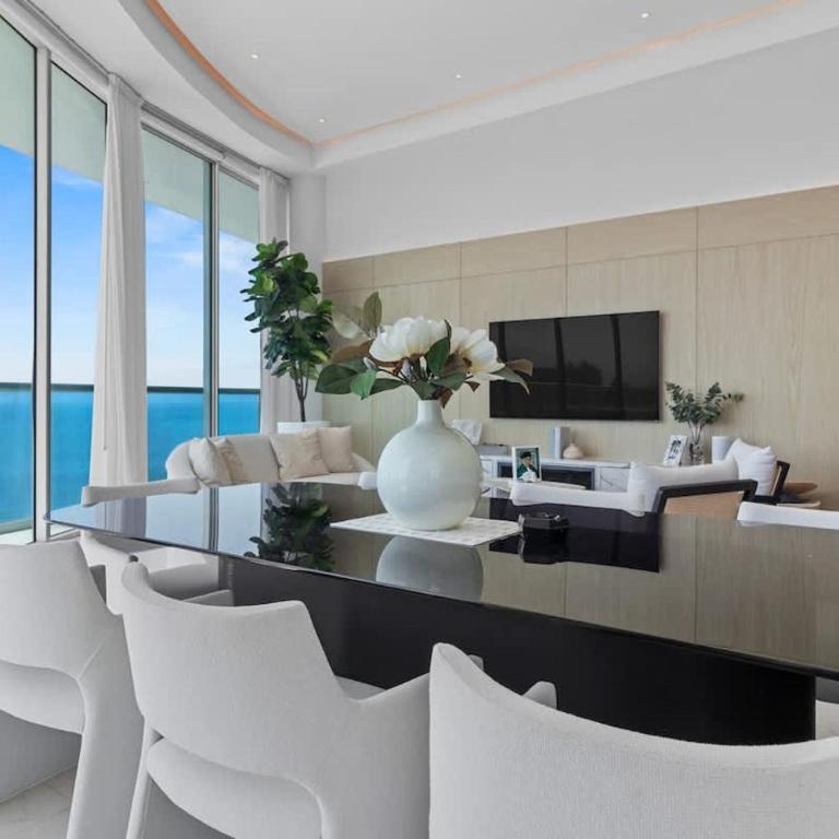 Luxury Beachfront 3BR Condo - Apartamento - 4