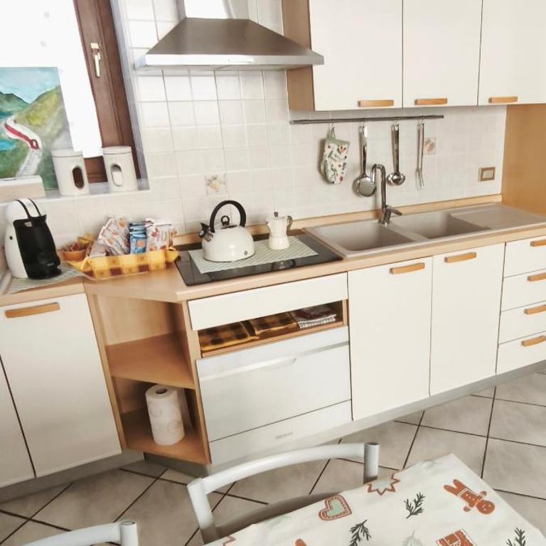 Bernina Express Apartment Il cuore di Lara e Stefy right in front of the train station, with garden and free parking - Apartment mit 1 Schlafzimmer - 12