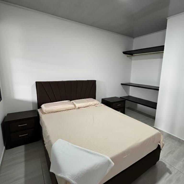 Horizonte Llanero - Three-Bedroom Apartment - 15