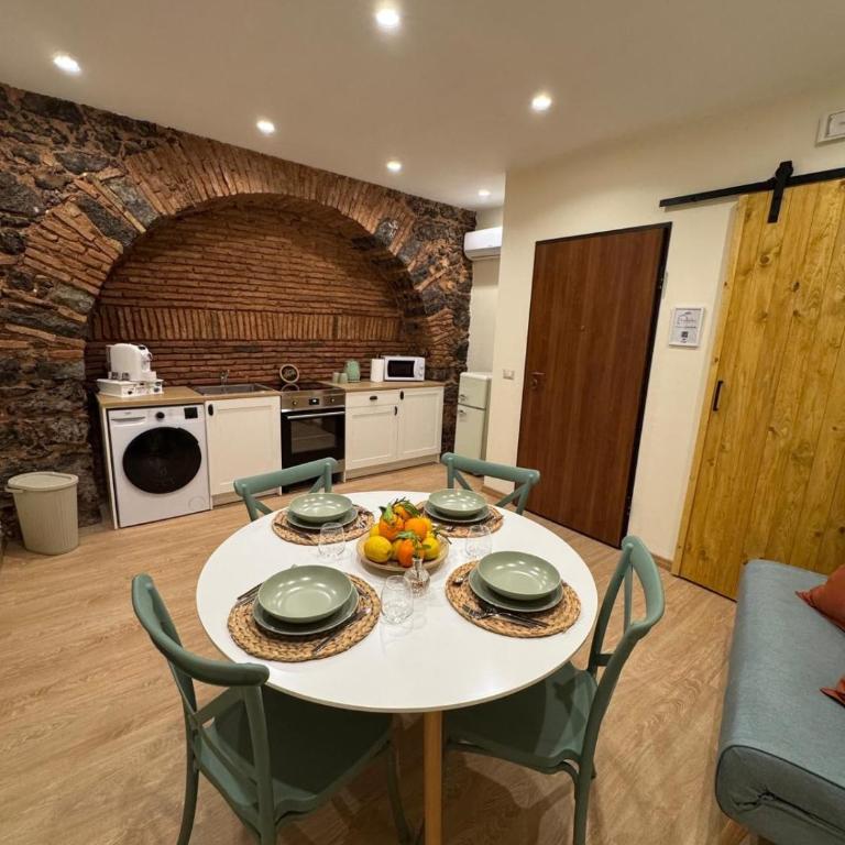 A Casuzza di Nonno Catania Holiday Home - One-Bedroom House - 4