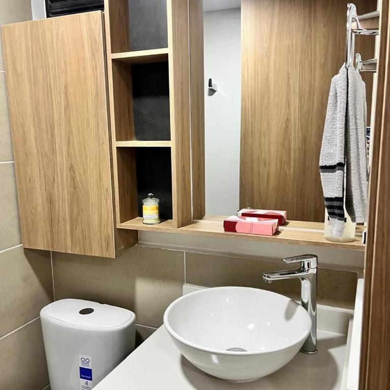 Experience the best of Cali in this cozy loft - One-Bedroom Apartment - 8