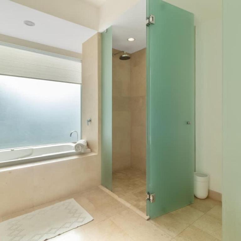 Luxury Beach Front Condo 21st Floor Views - Apartamento - 27