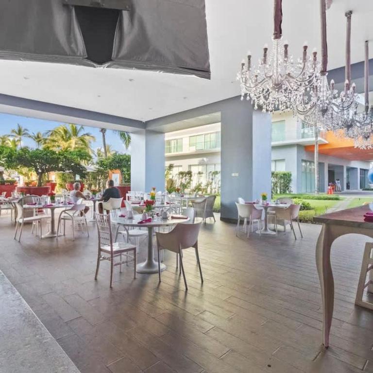 Luxury Beach Front Condo 21st Floor Views - Apartamento - 56