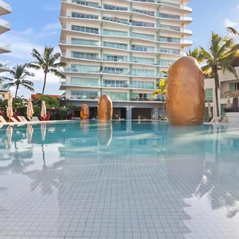 Luxury Beach Front Condo 21st Floor Views - Apartamento - 63