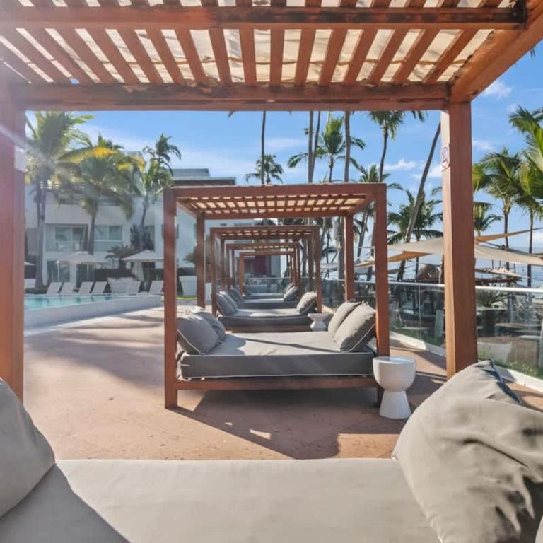 Luxury Beach Front Condo 21st Floor Views - Apartamento - 65