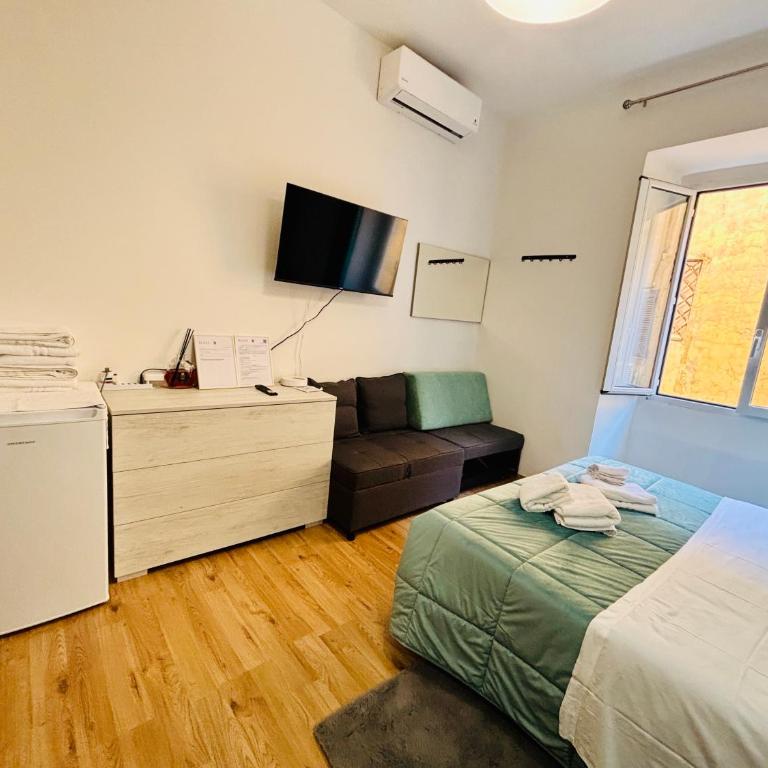 Relaxing Suite Roma Guest House - Camera Familiare con Bagno Privato - 7