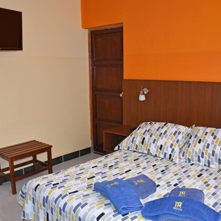 Hotel Mitru - Standard Double Room - 2