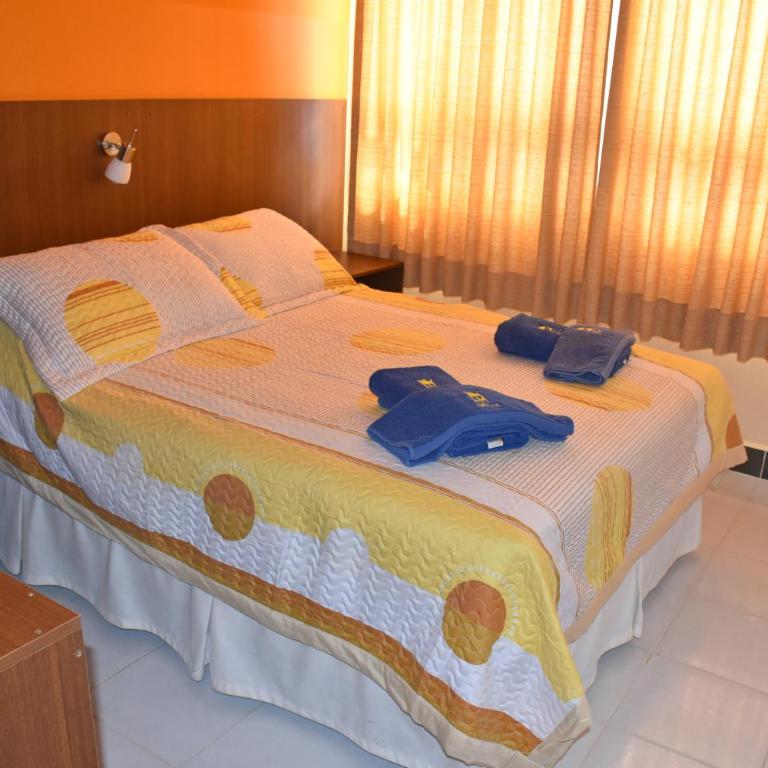 Hotel Mitru - Standard Double Room - 4
