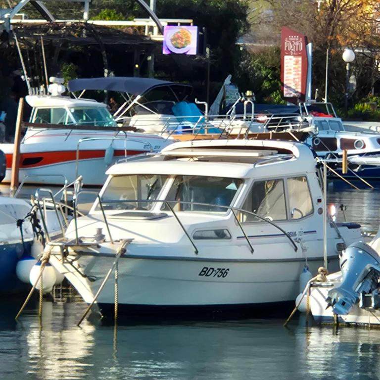 Apartment Golden Lavender - One-Bedroom Apartment - 30