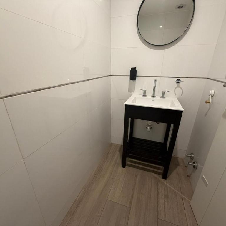 Departamento a metros de Casino y Plaza Colon - One-Bedroom Apartment - 3