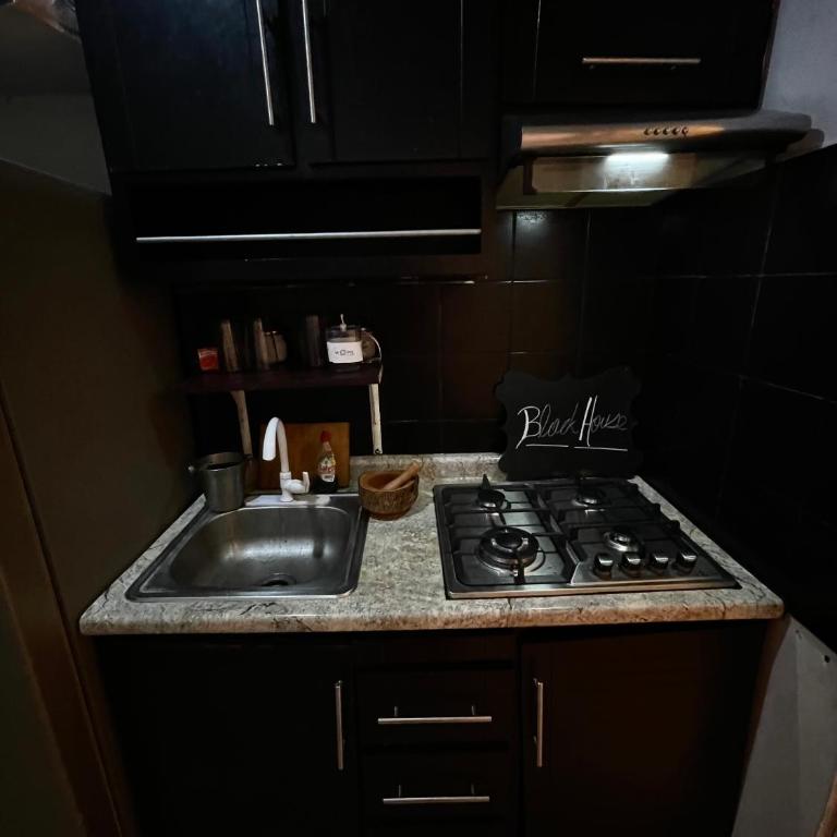 Blackhouse Pasadía - One-Bedroom Apartment - 5