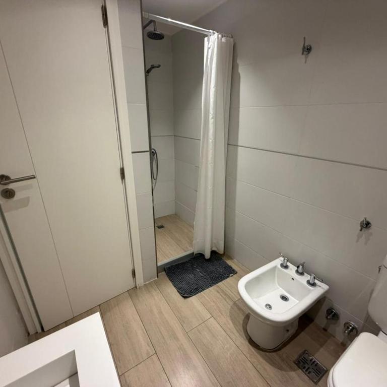 Departamento a metros de Casino y Plaza Colon - One-Bedroom Apartment - 11
