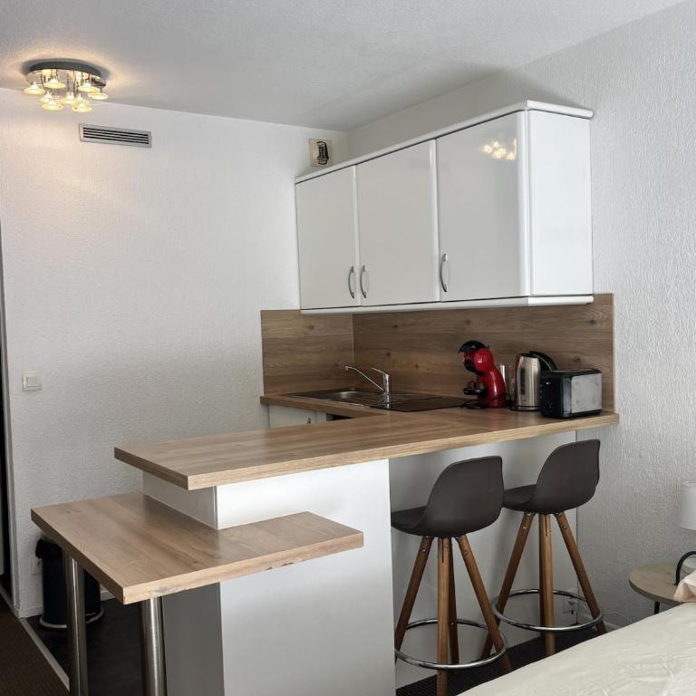 Arley- Large beach, city center, swimming pool- - Apartment mit 1 Schlafzimmer - 8