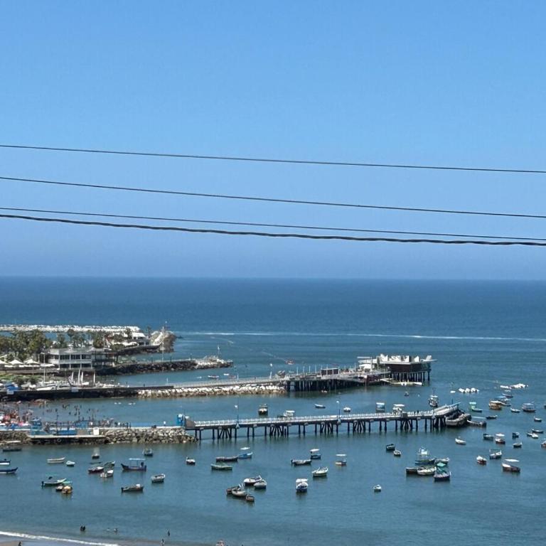 Dpto con vista al mar cerca a Barranco - Two-Bedroom Apartment - 3