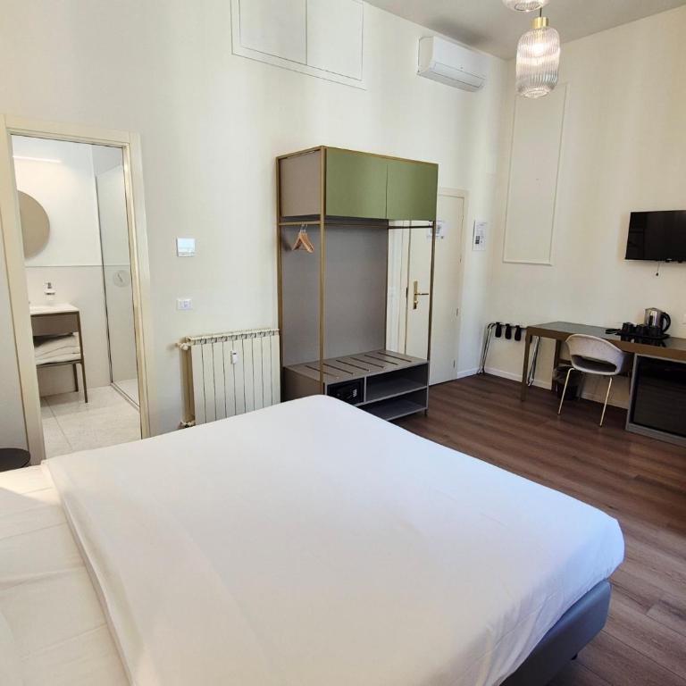 Hotel Duca D'Aosta - Camera Tripla - 16