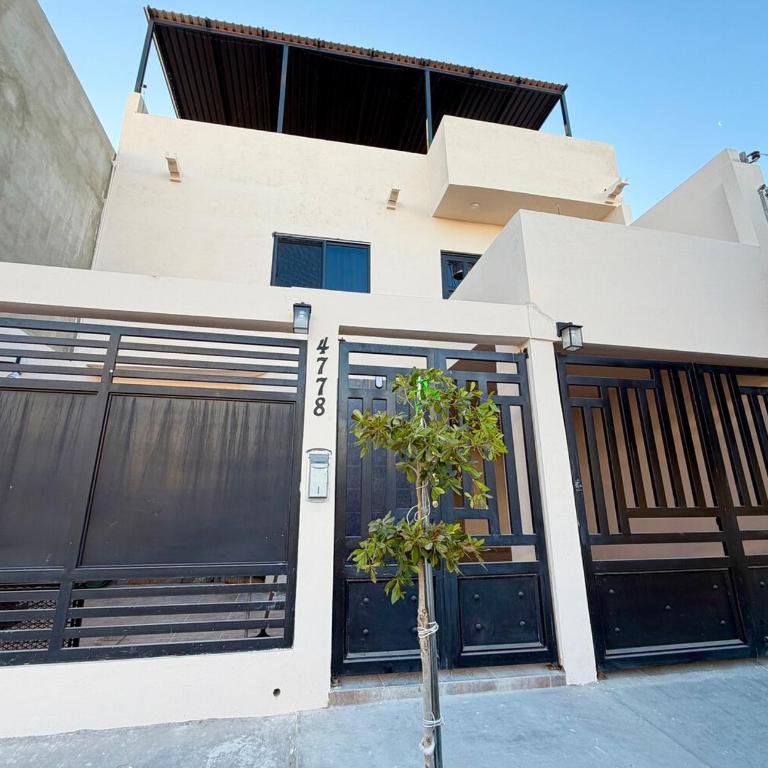 Casa Conchalito - Four-Bedroom House - 19